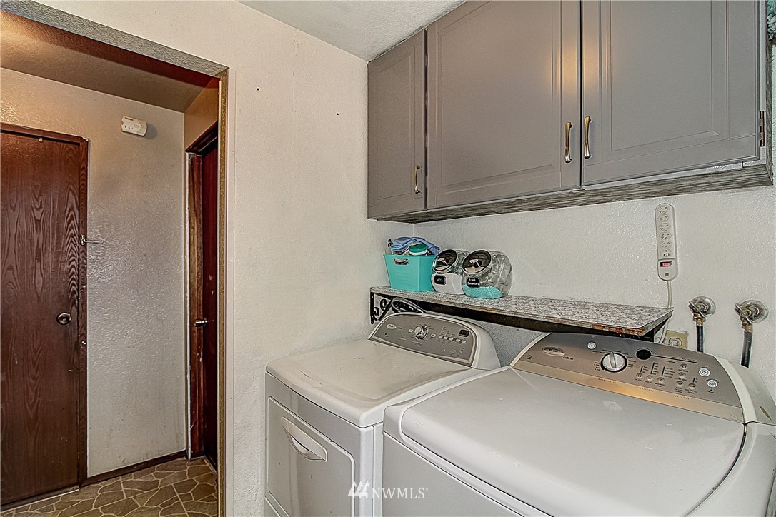 23815 1st Avenue West Bothell, WA 98021 - Photo 13 of 18 Gallery Image 13