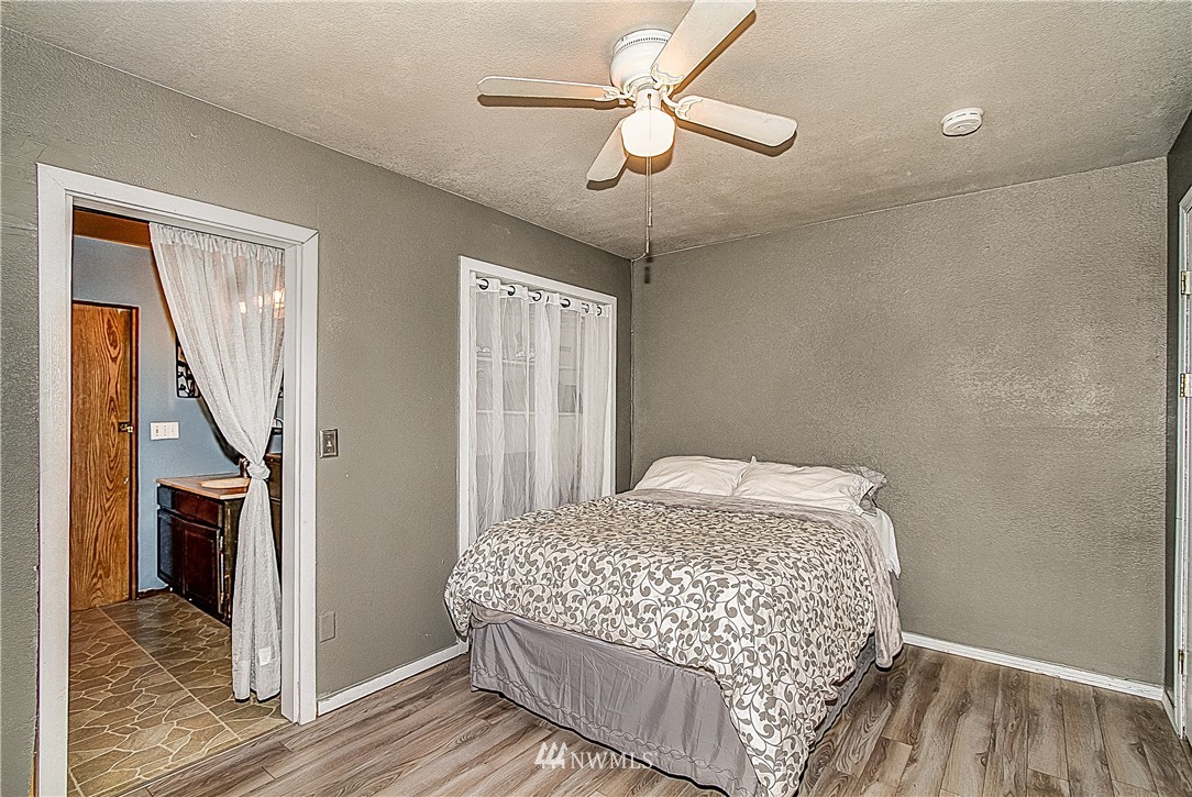 23815 1st Avenue West Bothell, WA 98021 - Photo 8 of 18 Gallery Image 8