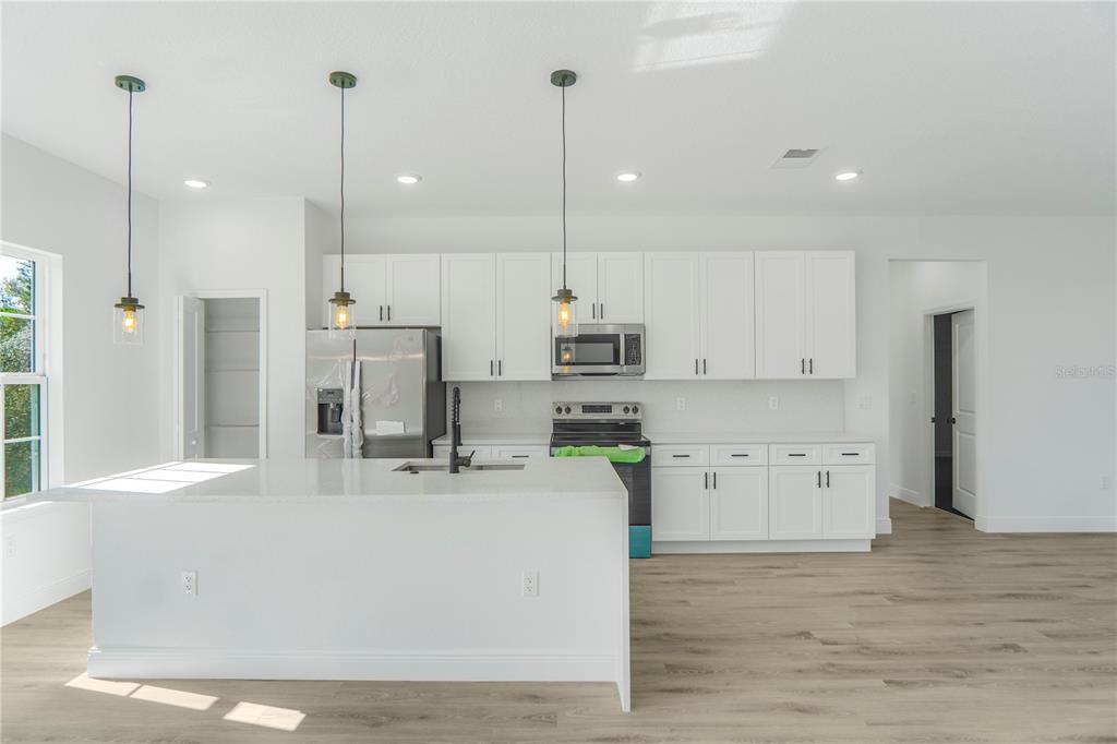 2632 Southwest 162nd Street Road Ocala, FL 34473 - Photo 15 of 39