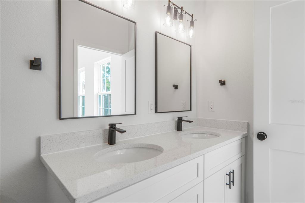 2632 Southwest 162nd Street Road Ocala, FL 34473 - Photo 32 of 39