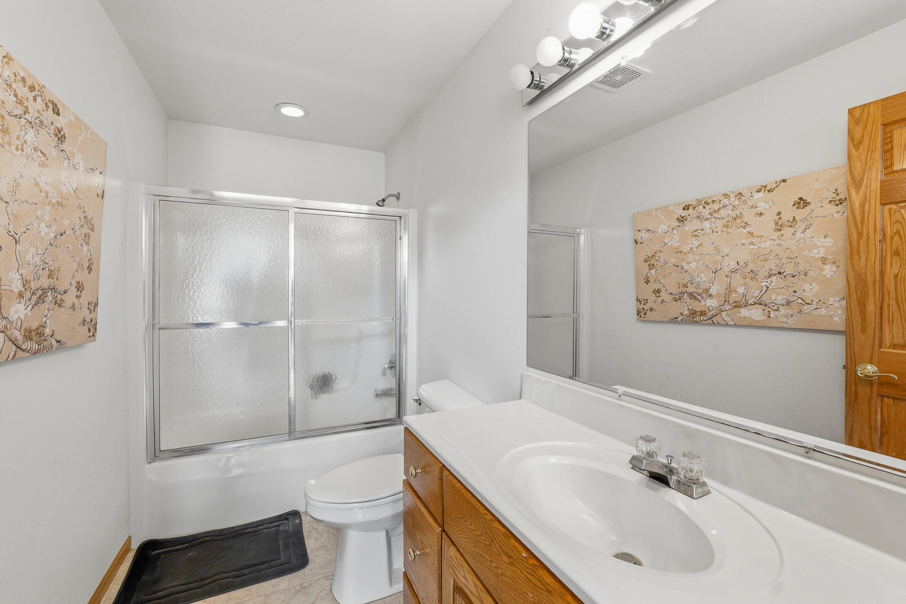 W2632 Fox Lane Montello, WI 53949 - Photo 24 of 32 Bathroom