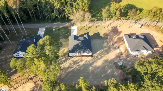 $439,999 | 211 Chestnut Drive, Belton, SC 29627