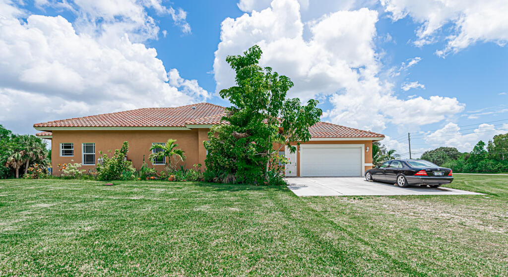 6490 Indian Trail Ranch Road Loxahatchee, FL 33470 - Photo 5 of 86 DSF_1525-HDR