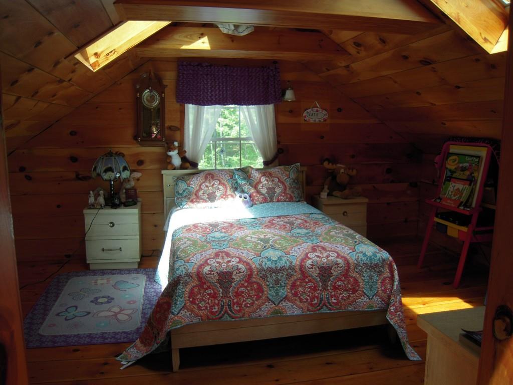 290 Stone Road West Newfield, ME 04095 - Photo 14 of 30 2nd floor master with cathedral...