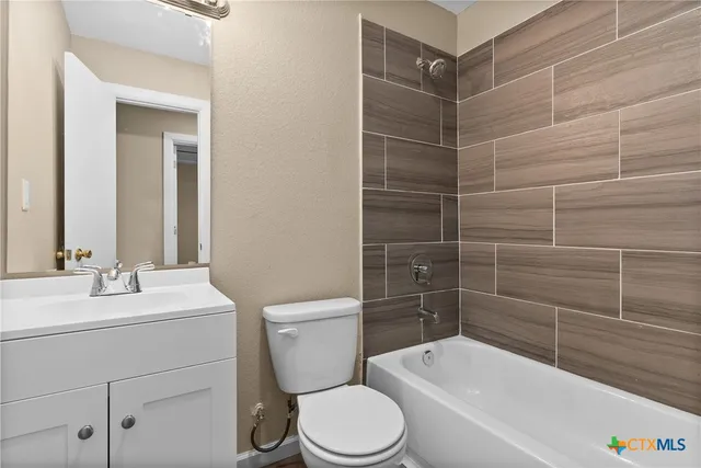 $1,000 | 706 North 16th Street, Unit B, Temple, TX 76501