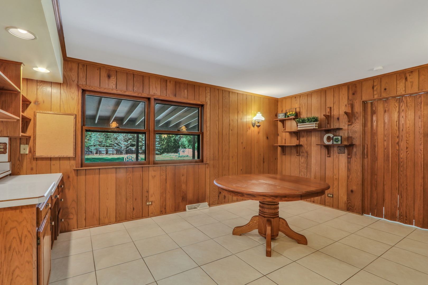 2430 Highmoor Road Highland Park, IL 60035 - Photo 13 of 49 Gallery Image 13