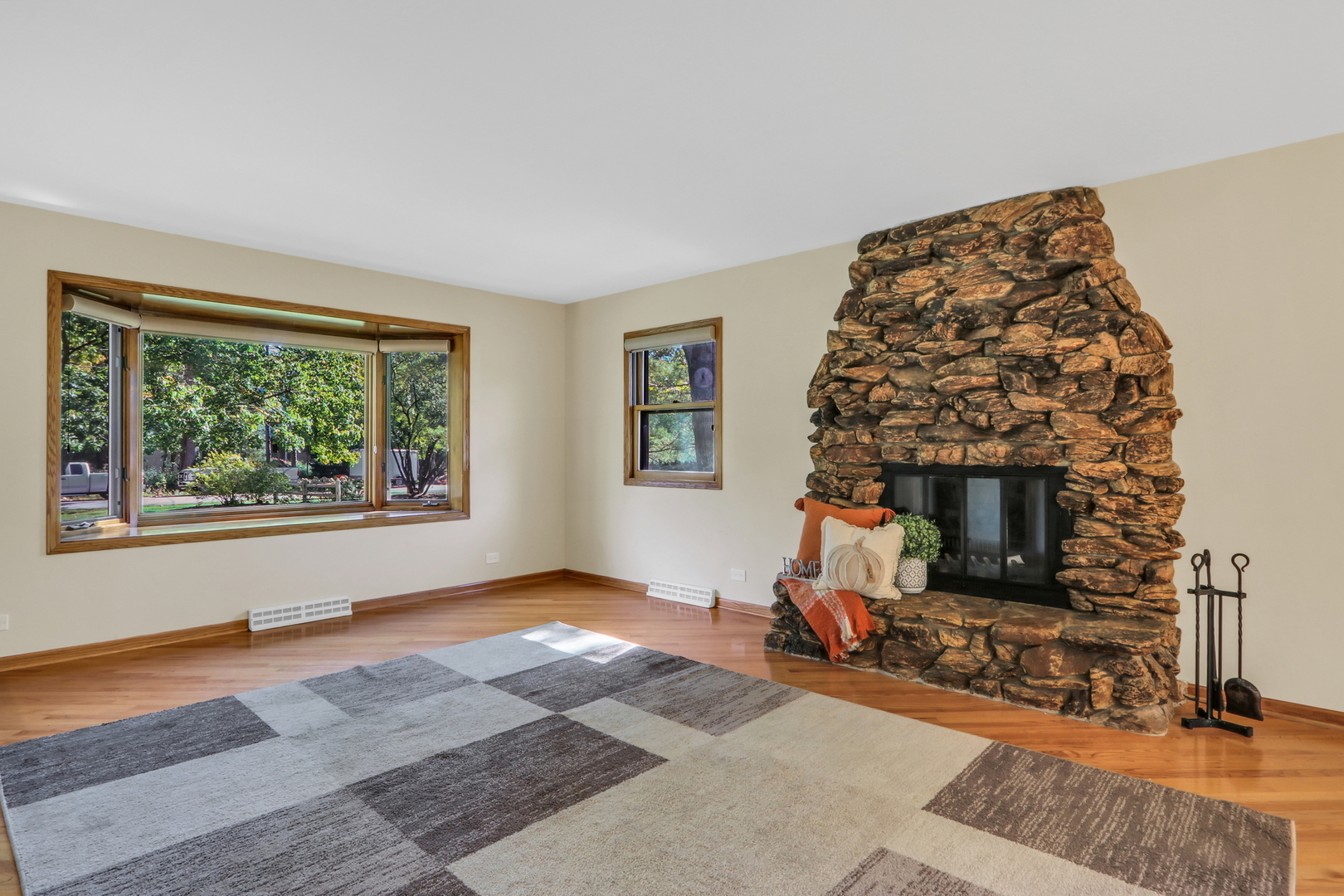 2430 Highmoor Road Highland Park, IL 60035 - Photo 9 of 49 Gallery Image 9