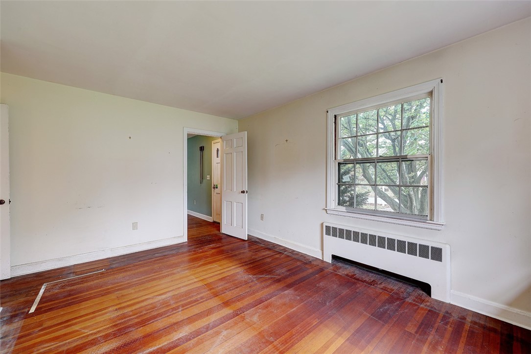 26 Acacia Road Bristol, RI 02809 - Photo 14 of 31 Study