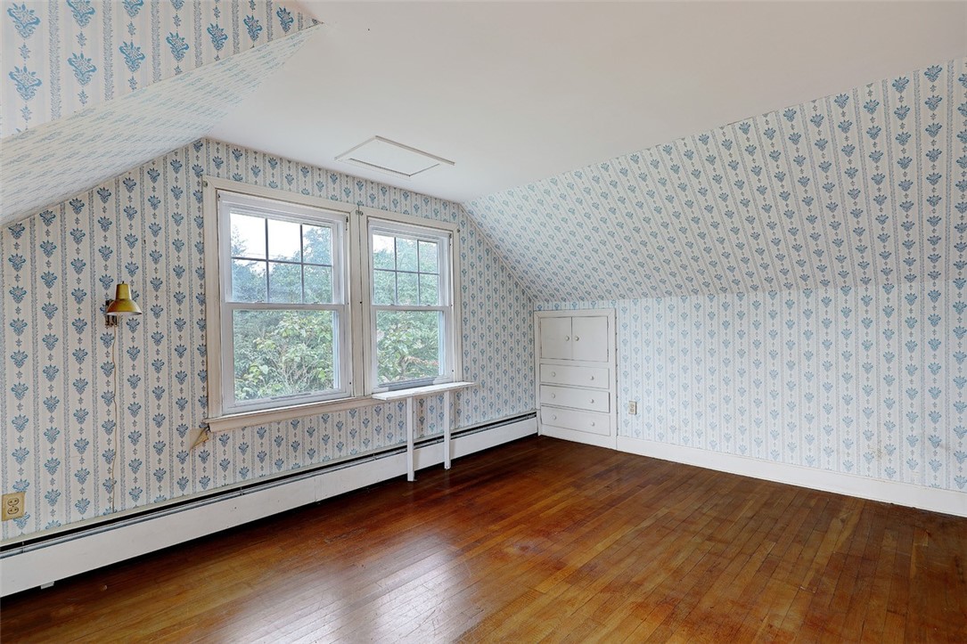 26 Acacia Road Bristol, RI 02809 - Photo 21 of 31 2nd Floor Bedroom