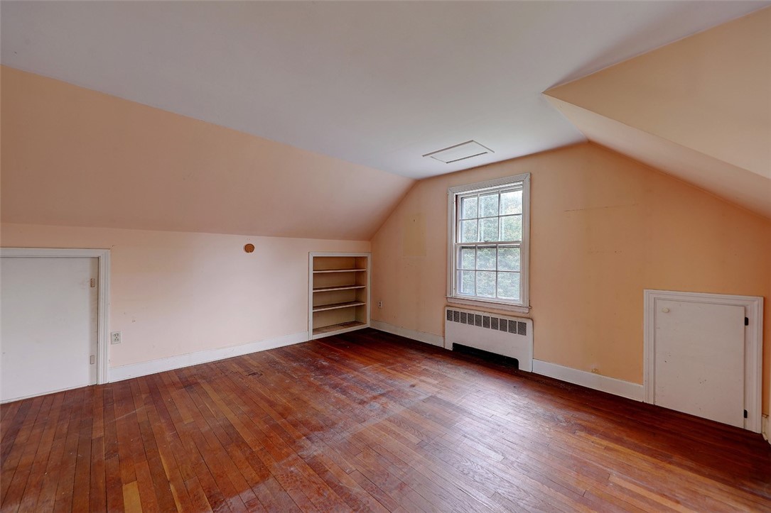 26 Acacia Road Bristol, RI 02809 - Photo 22 of 31 2nd Floor Bedroom