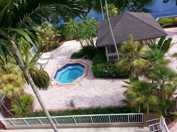 $299,000 | 7743 Southwest 86th Street, Unit D227, Miami, FL 33143