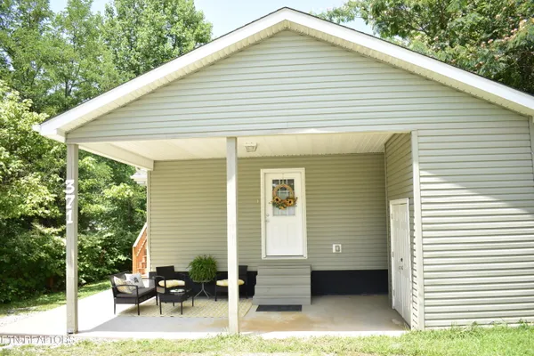 $169,900 | 371 Eagle Lane, Middlesboro, KY 40965