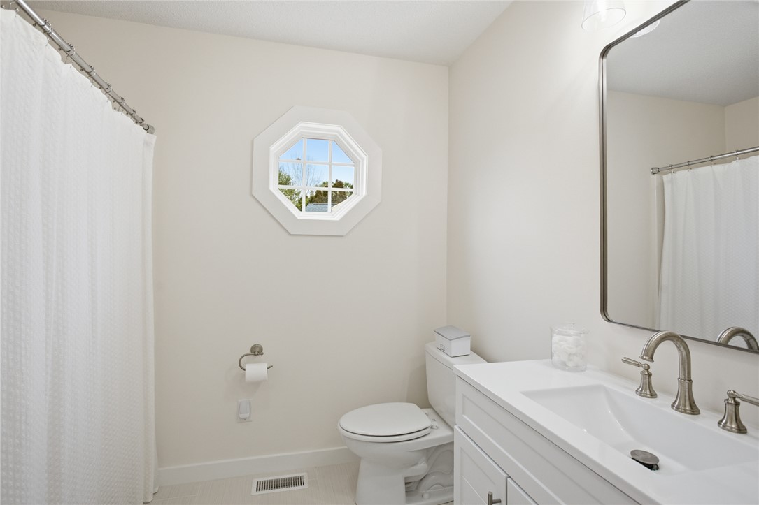 207 Dodgins Lane Seneca, SC 29672 - Photo 23 of 49