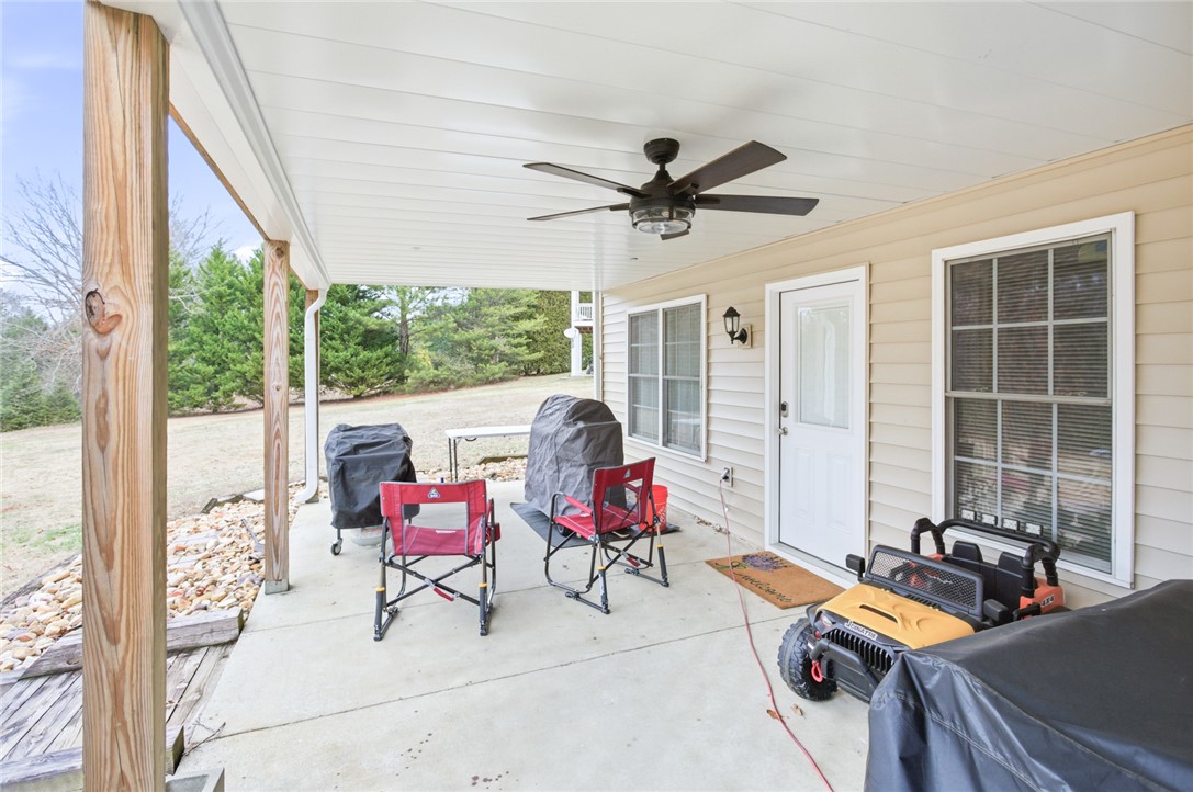 207 Dodgins Lane Seneca, SC 29672 - Photo 43 of 49