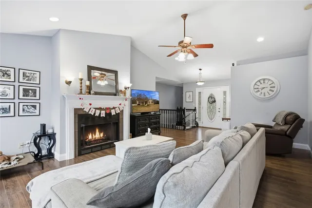 $625,000 | 207 Dodgins Lane, Seneca, SC 29672