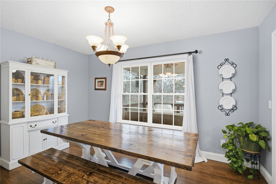 207 Dodgins Lane Seneca, SC 29672 - Photo 8 of 49