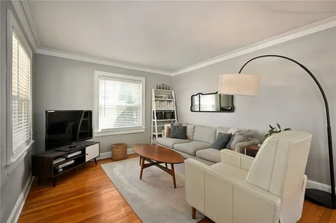 $385,000 | 417 East 69th Terrace, Kansas City, MO 64131