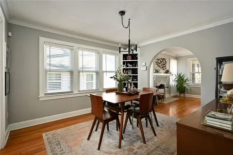 $385,000 | 417 East 69th Terrace, Kansas City, MO 64131