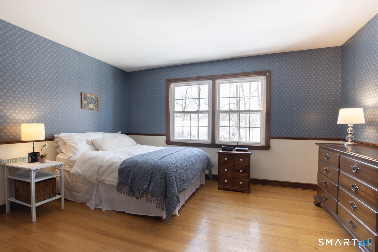 215 Fernwood Road Trumbull, CT 06611 - Photo 25 of 40