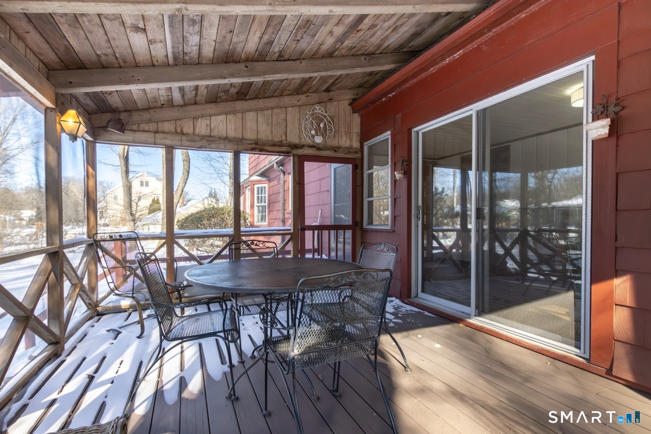 215 Fernwood Road Trumbull, CT 06611 - Photo 35 of 40