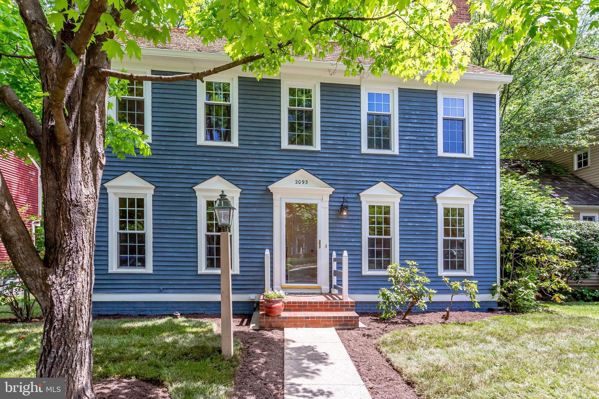 2093 Cobblestone Lane Reston, VA 20191 - Photo 1 of 43 Charming salt box colonial front exterior