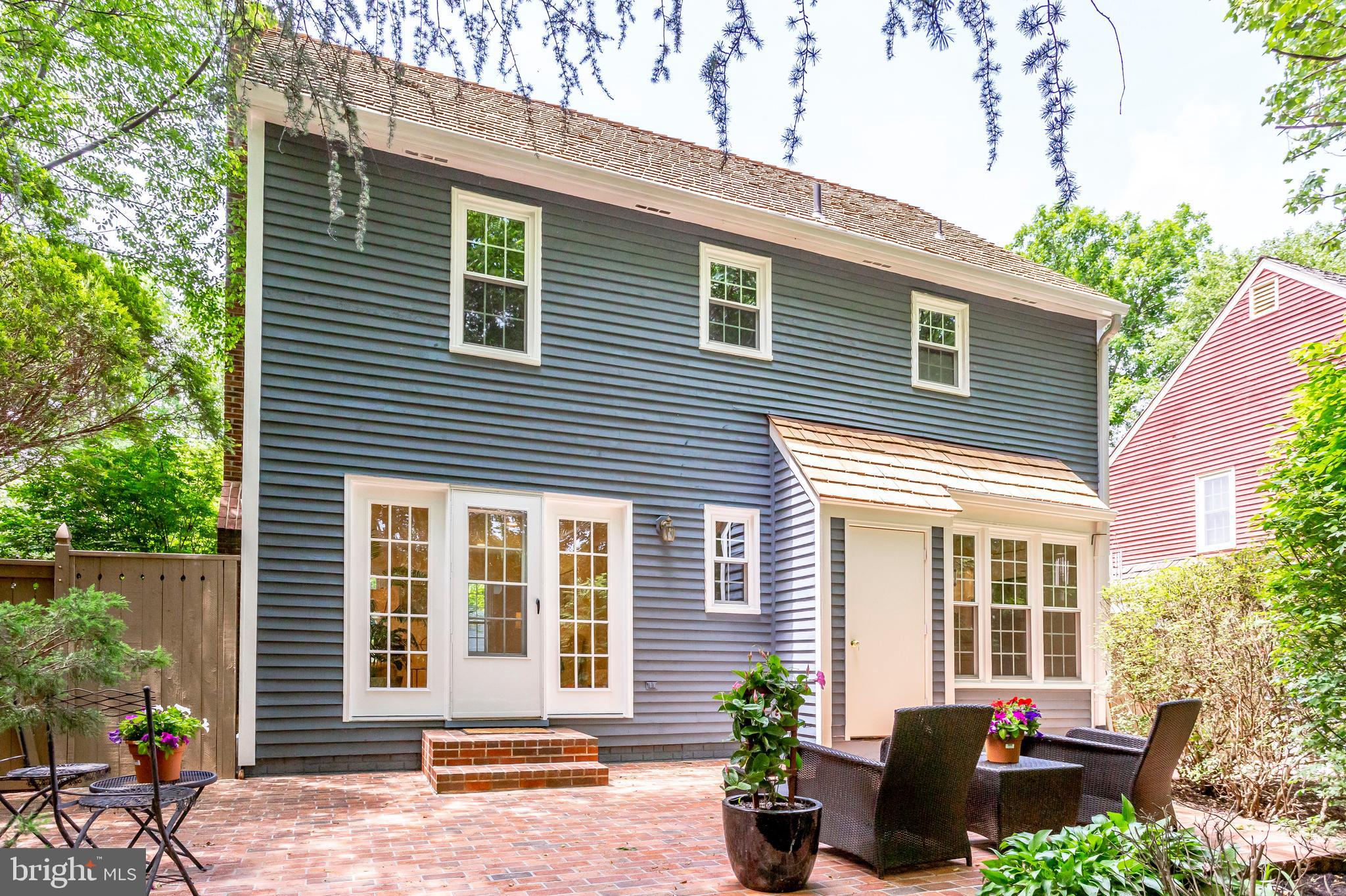2093 Cobblestone Lane Reston, VA 20191 - Photo 40 of 43 Outside rear separate storage shed/door