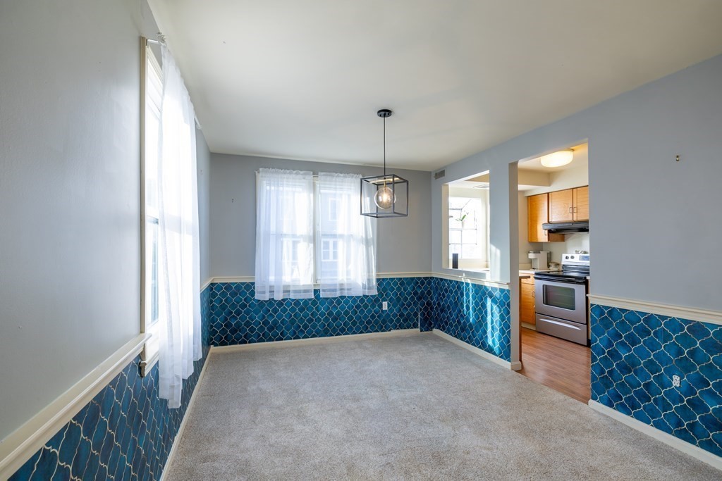 12 Pickett Street, Unit H Beverly, MA 01915 - Photo 8 of 31