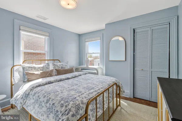 $6,300 | 611 G Street Southeast, Washington, DC 20003