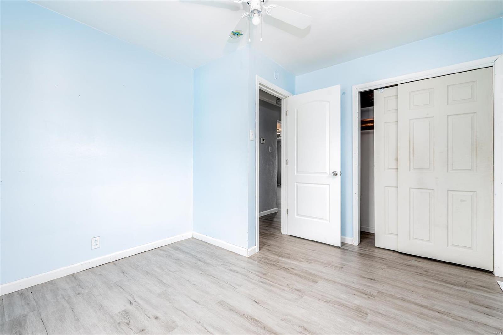 9319 MacKenzie Road St. Louis, MO 63123 - Photo 12 of 25