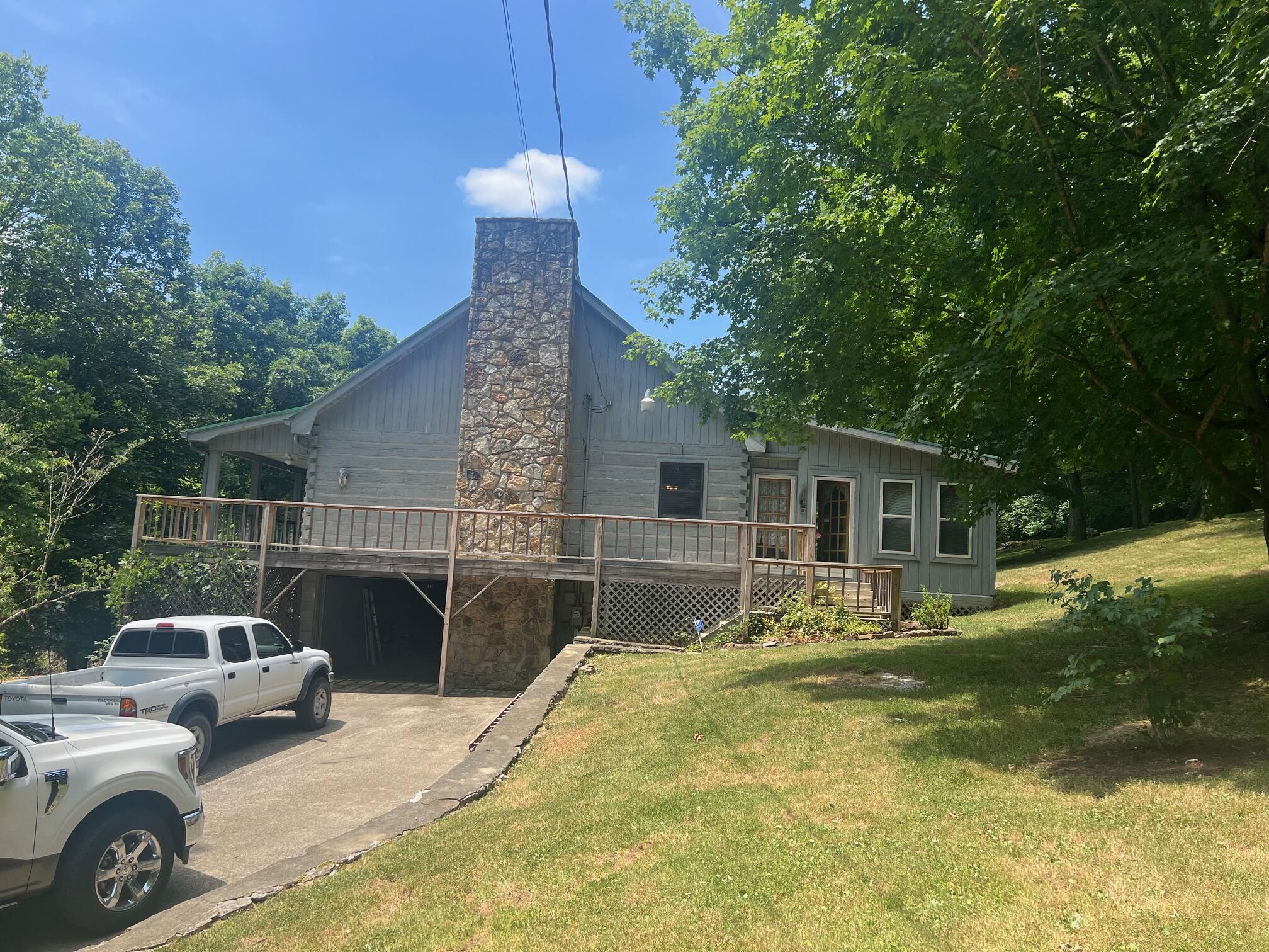 1976 Kennedy Bridge Road Lancaster, KY 40444 - Photo 4 of 32 IMG_3719