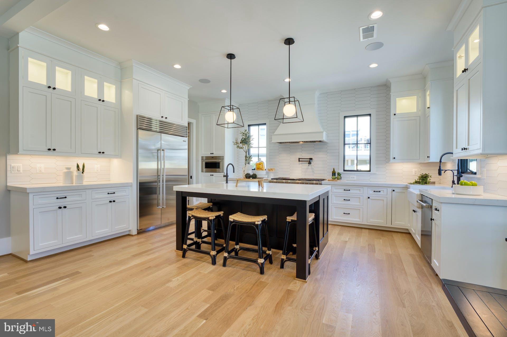 1623 Dempsey Street McLean, VA 22101 - Photo 14 of 54 48" Subzero side-by-side refrigerator