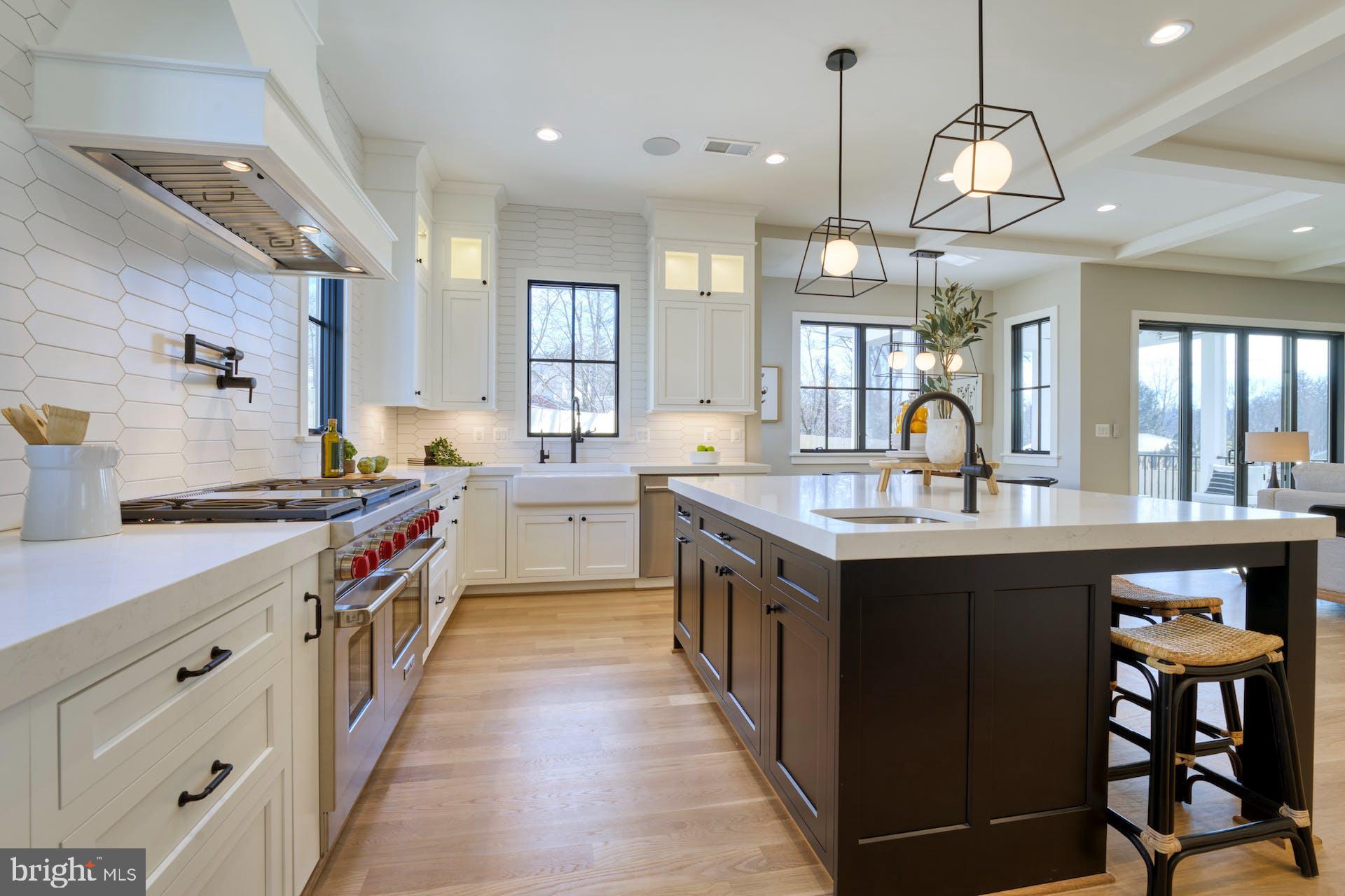 1623 Dempsey Street McLean, VA 22101 - Photo 15 of 54 48" Wolf range. Six burners, gridle, double ovens