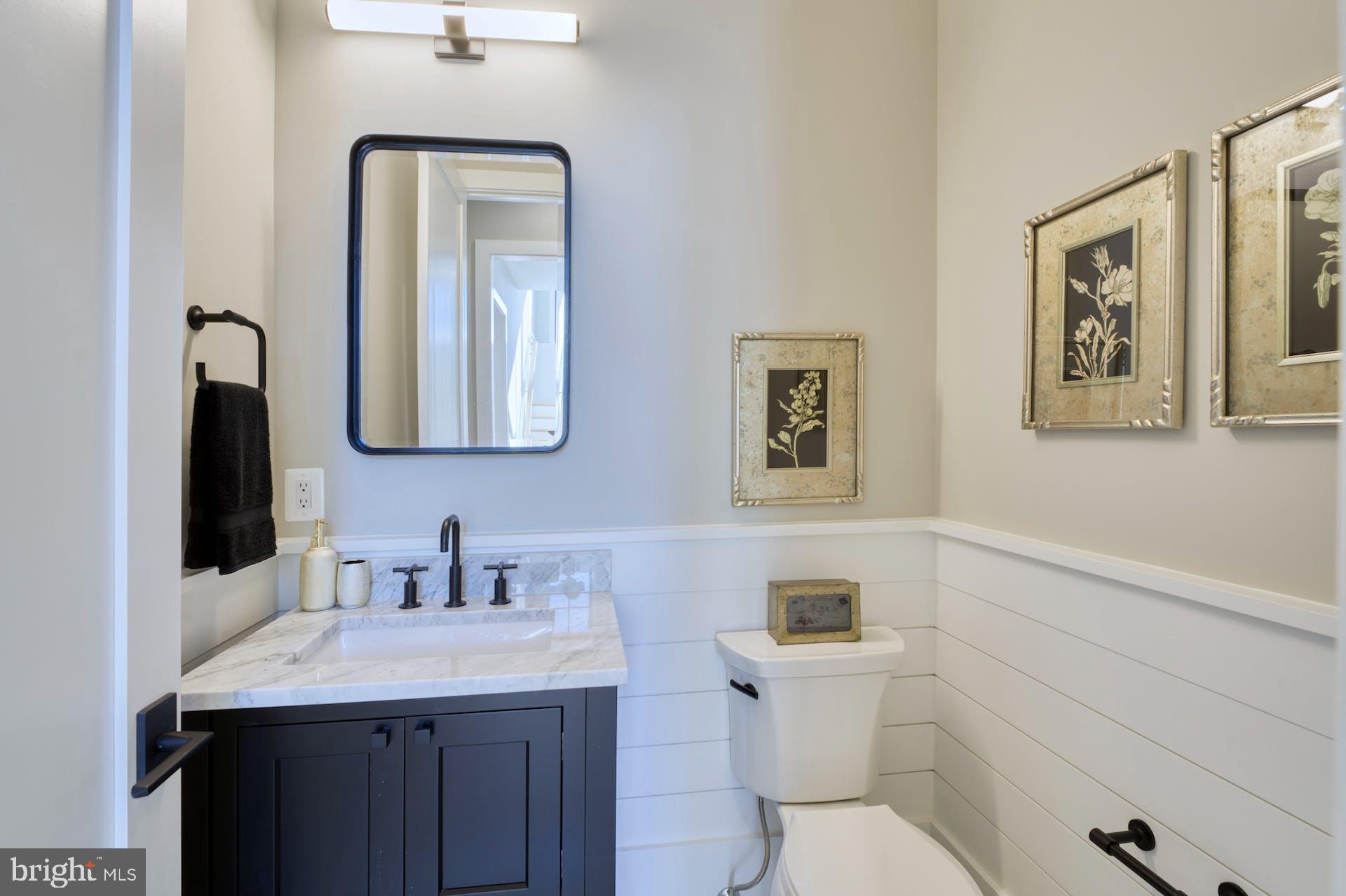 1623 Dempsey Street McLean, VA 22101 - Photo 24 of 54 Main level powder room