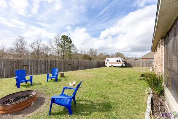 $240,000 | 31019 Lake Spring Drive, Walker, LA 70785