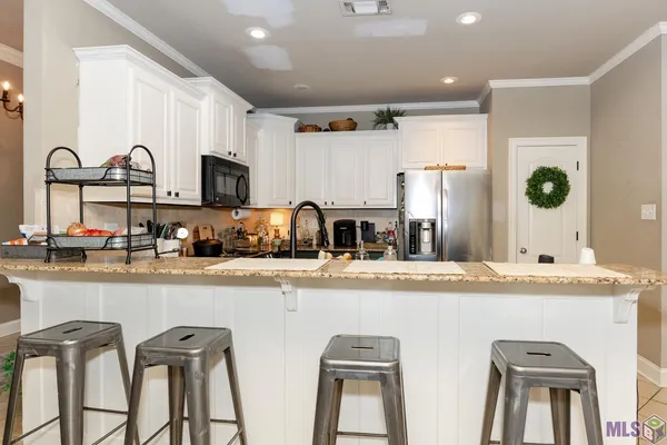 $240,000 | 31019 Lake Spring Drive, Walker, LA 70785