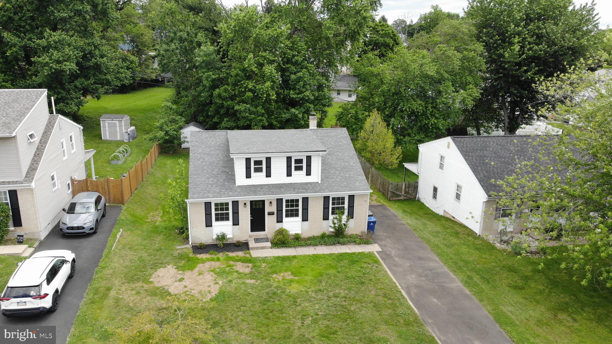 2921 Senak Road Abington, PA 19001 - Photo 3 of 68