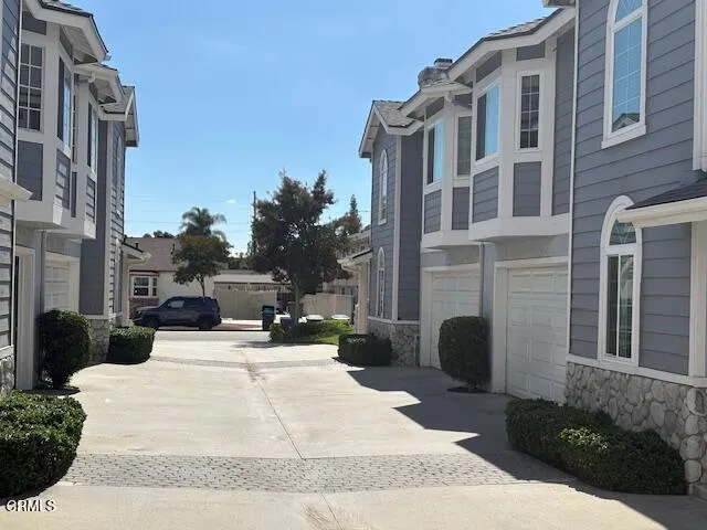 $799,000 | 919 West Olive Avenue, Unit B, Monrovia, CA 91016