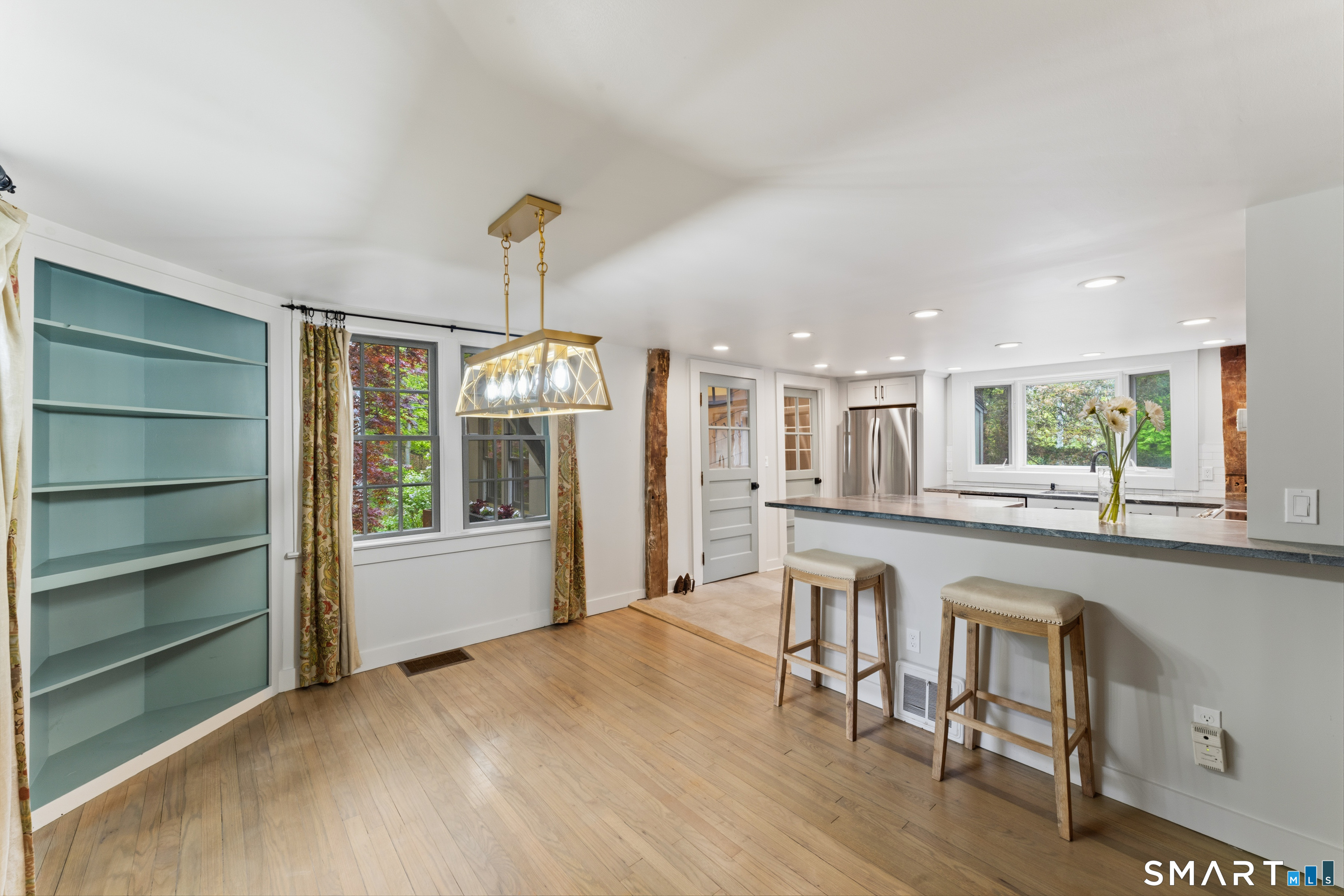 19 Farrell Road Newtown, CT 06470 - Photo 13 of 40