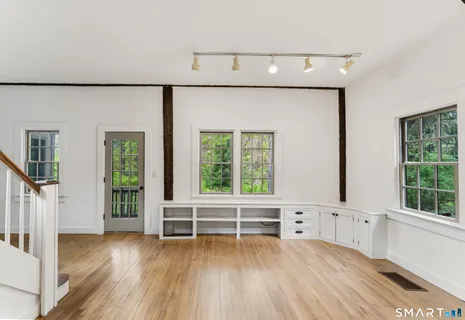 $600,000 | 19 Farrell Road, Newtown, CT 06470