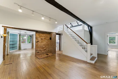 $600,000 | 19 Farrell Road, Newtown, CT 06470