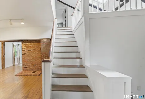 $600,000 | 19 Farrell Road, Newtown, CT 06470