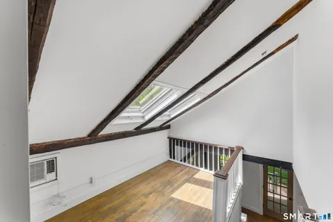 $600,000 | 19 Farrell Road, Newtown, CT 06470