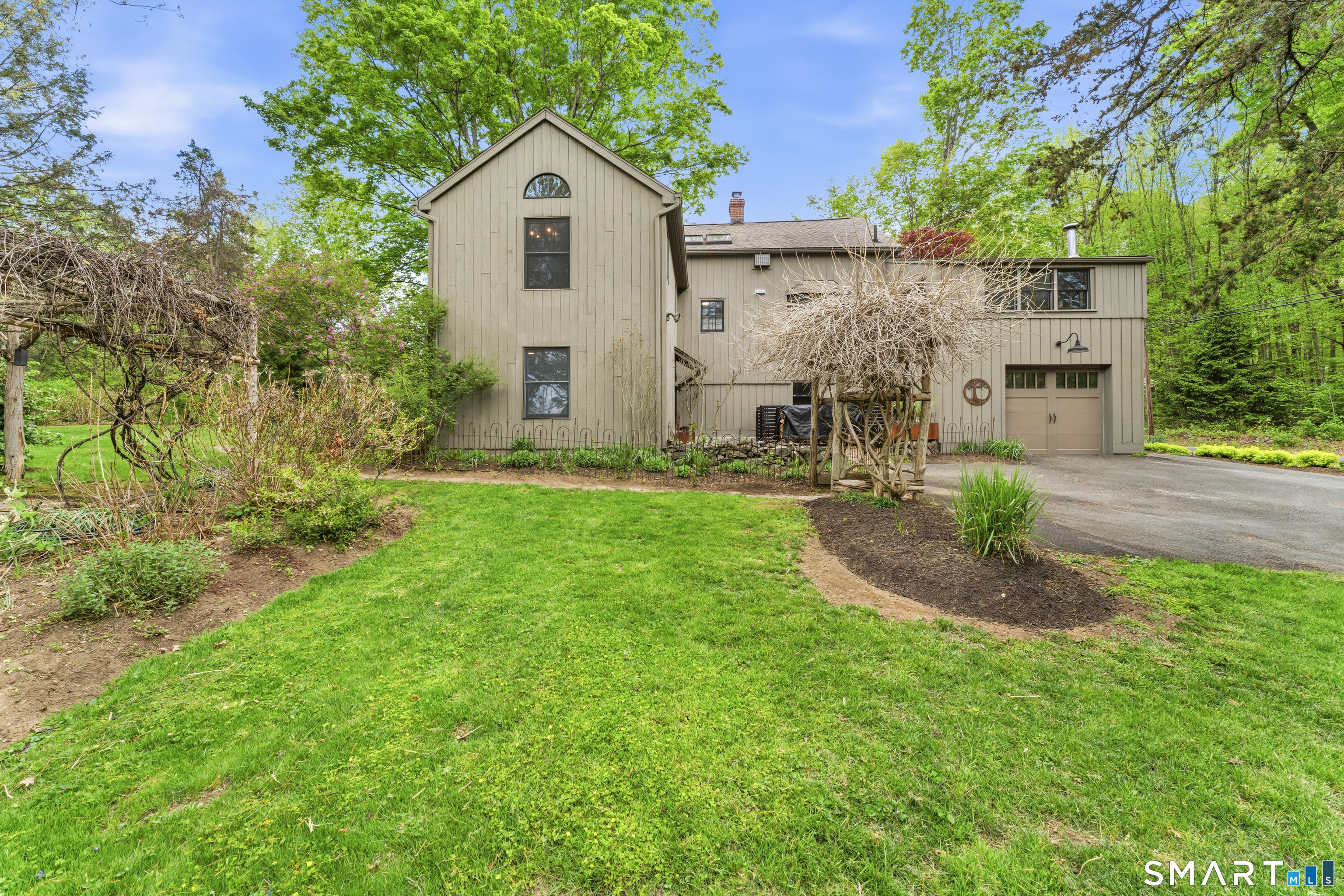 19 Farrell Road Newtown, CT 06470 - Photo 36 of 40
