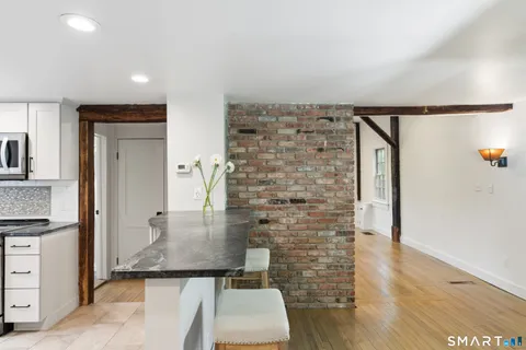 $600,000 | 19 Farrell Road, Newtown, CT 06470