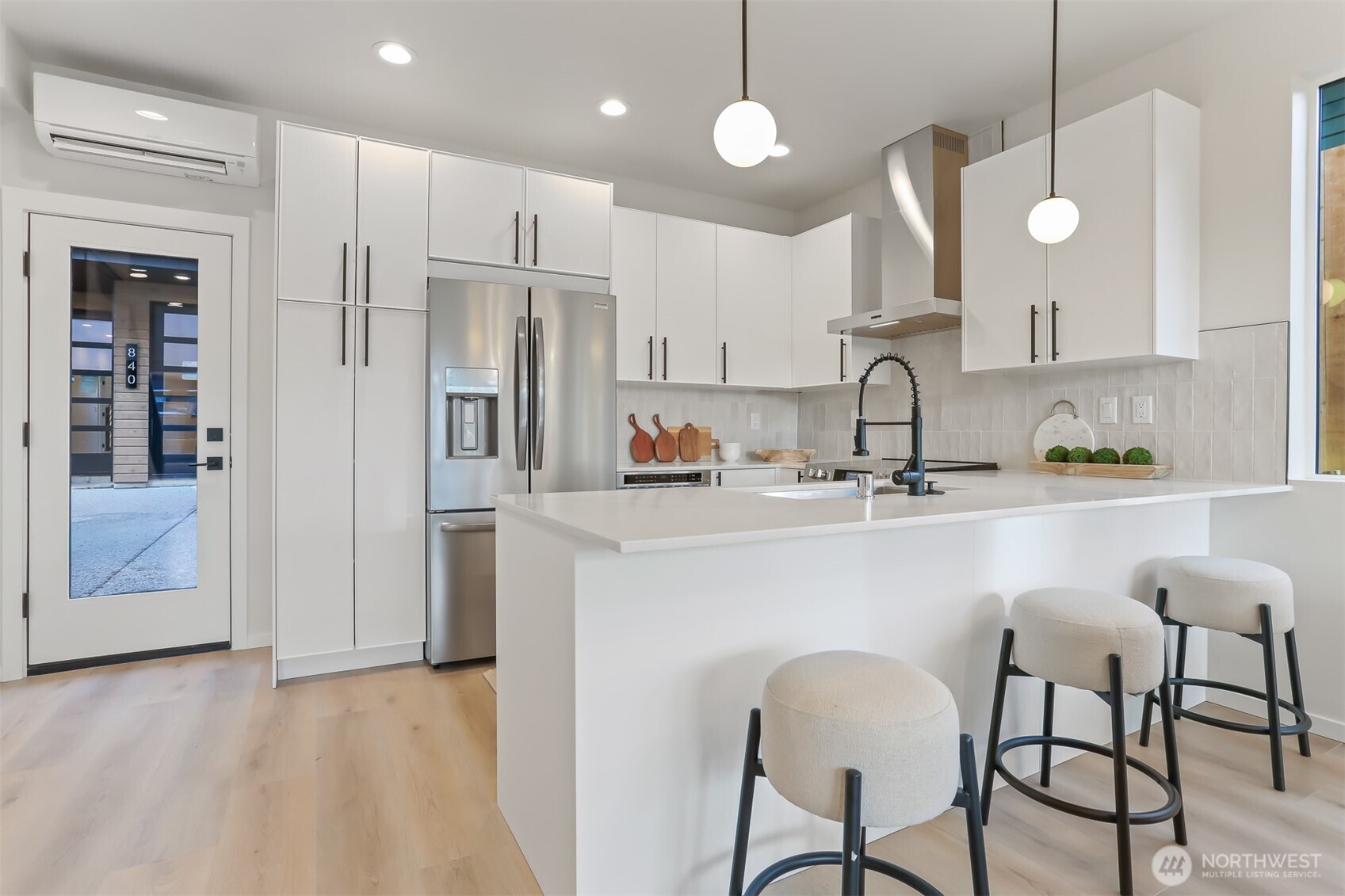 836 Northwest 50th Street Seattle, WA 98107 - Photo 12 of 35