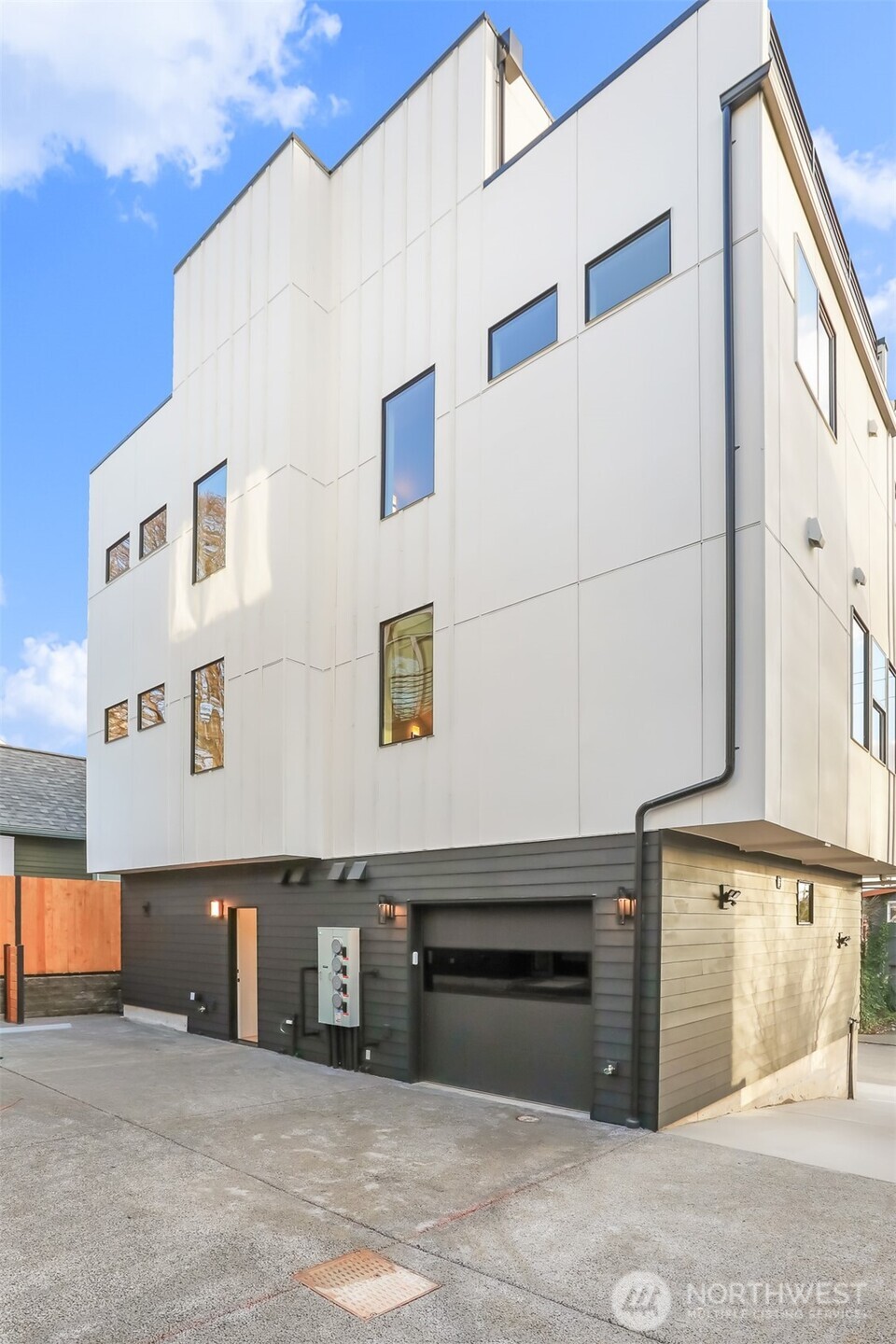 836 Northwest 50th Street Seattle, WA 98107 - Photo 34 of 35