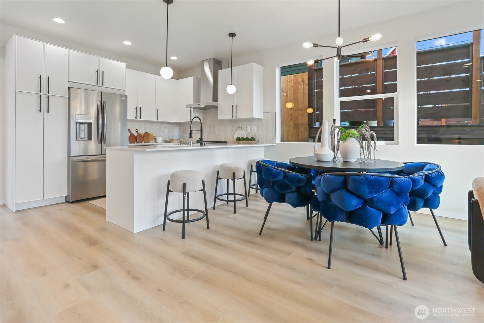 836 Northwest 50th Street Seattle, WA 98107 - Photo 9 of 35