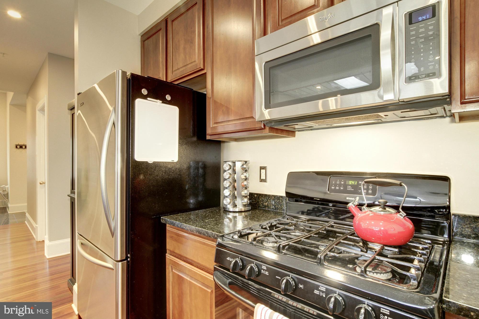 1465 Columbia Road Northwest, Unit 401 Washington, DC 20009 - Photo 14 of 24 Kitchen