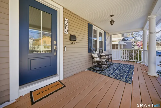 $879,000 | 25 Helen Street, Fairfield, CT 06824
