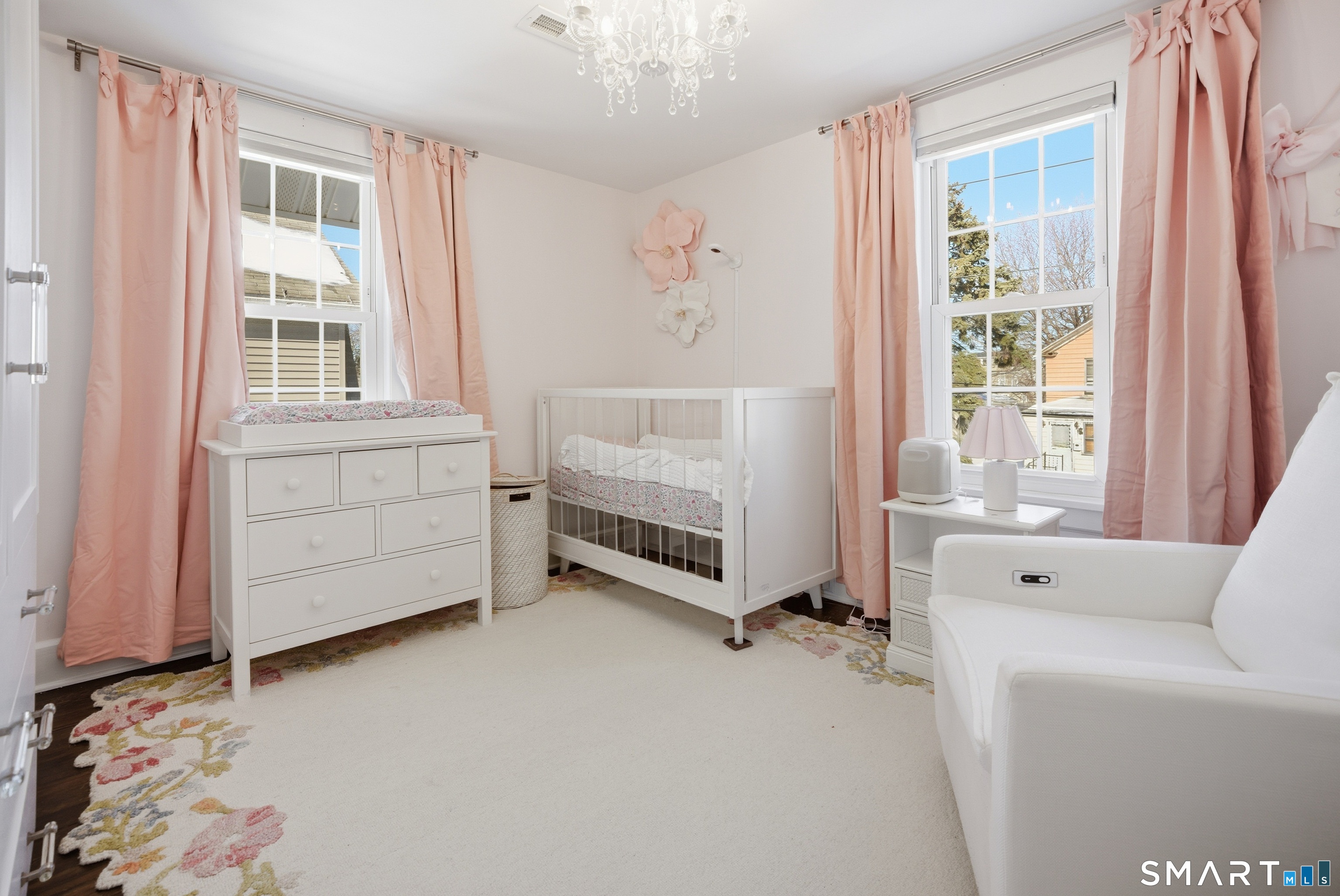 25 Helen Street Fairfield, CT 06824 - Photo 16 of 22